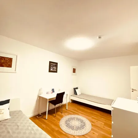 Welcometomessepremium Three Bedroom * Hannover