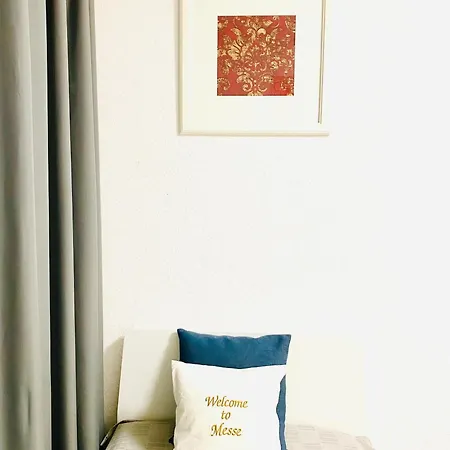 Welcometomessepremium Three Bedroom *